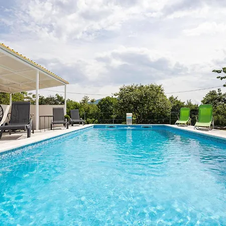Holiday home Gorgeous In With Wifi Neoric