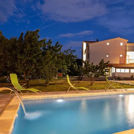 Gorgeous In With Wifi Holiday home